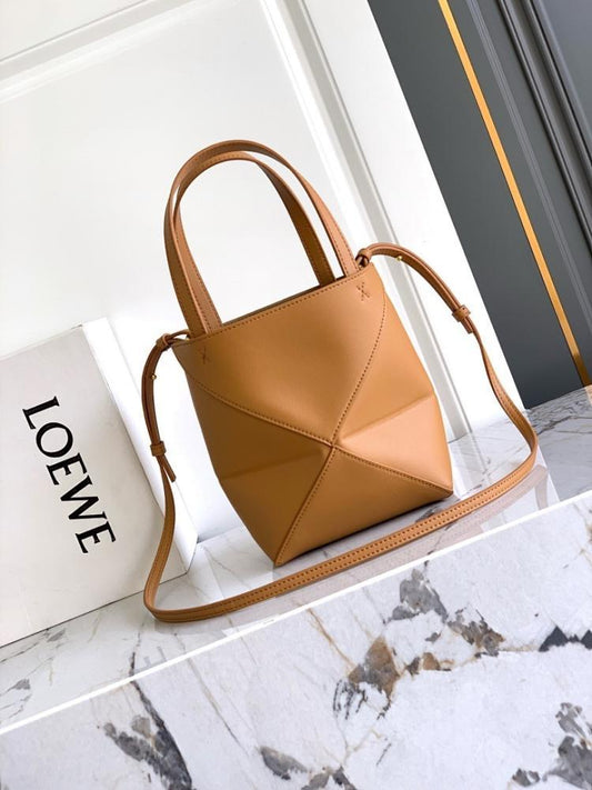 Modern Leather Crossbody Bag – Special Edition