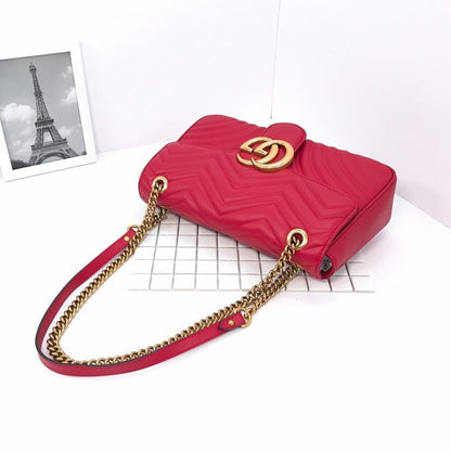 Elegant Refined Crossbody Bag
