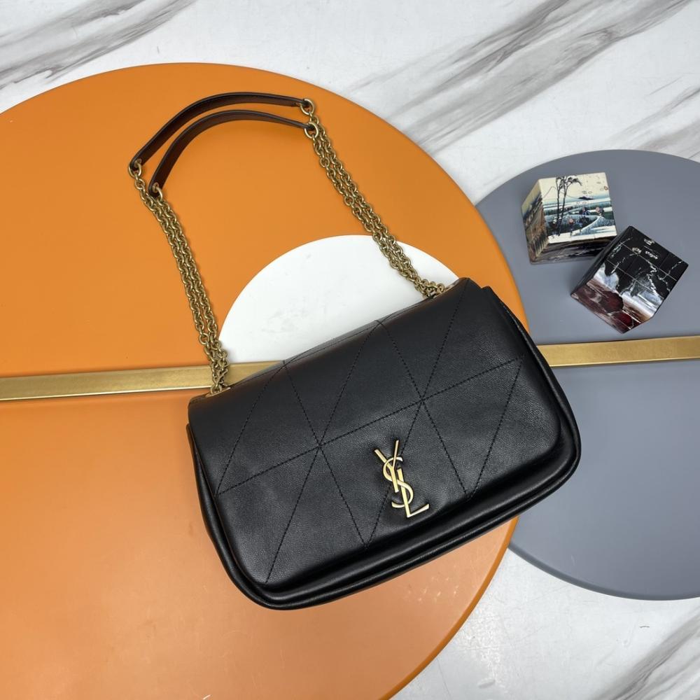 Classic Shoulder Bag