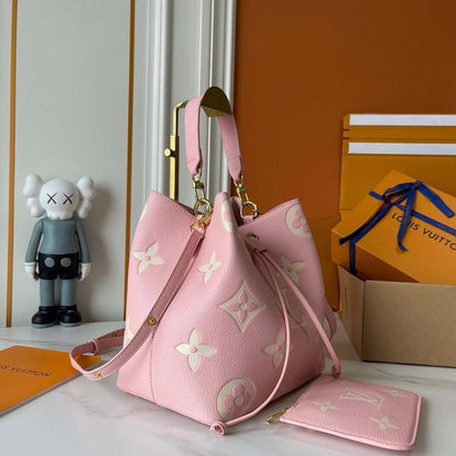 NeoNoe Leather Shoulder Bag