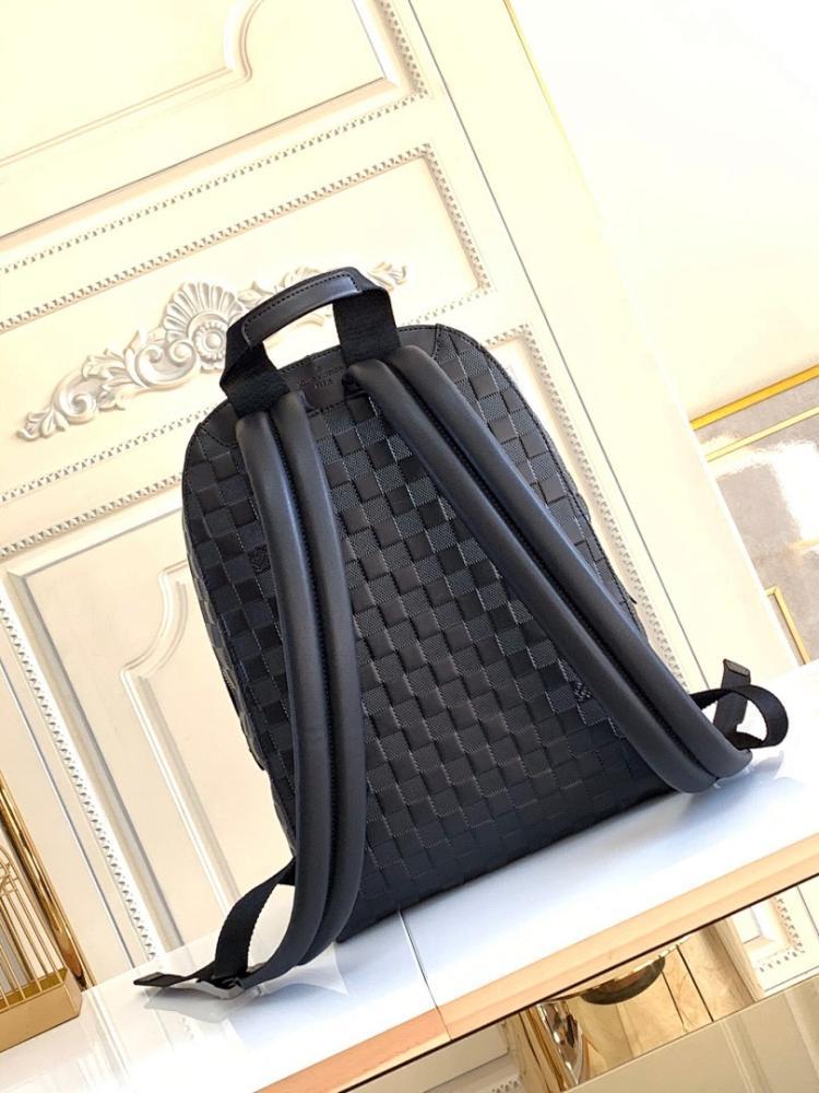 Stylish Refined Silver Leather Shoulder Bag