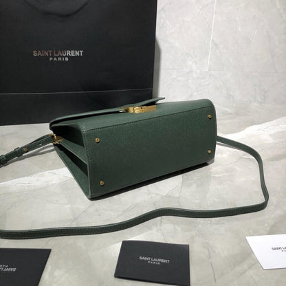 Classic Modern Leather Shoulder Bag