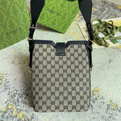 Elegant Shoulder Bag – Limited Edition