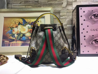 Stylish Leather Bucket Bag – Limited Edition