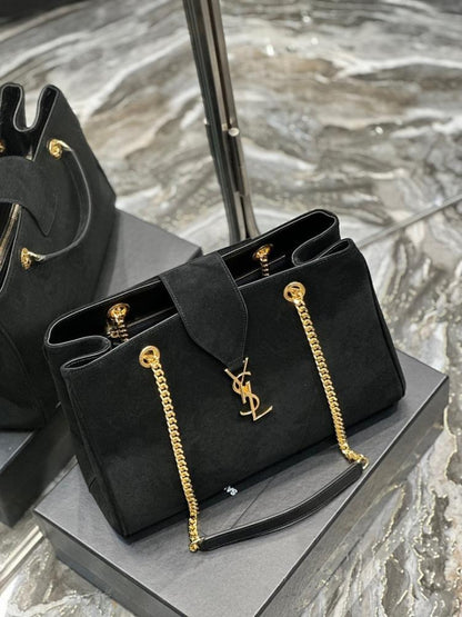 Italian-Inspired Luxury Leather Travel Bag