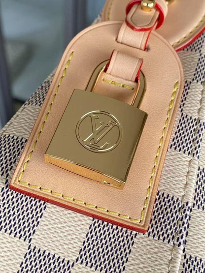 Stylish Canvas Shoulder Bag – Limited Edition