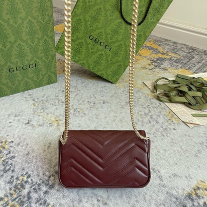 Elegant Crossbody Bag – Limited Edition