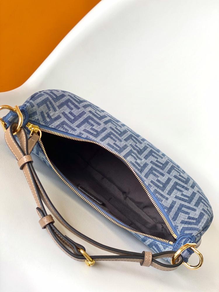 Classic Shoulder Bag