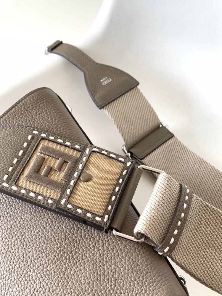 Elegant Leather Shoulder Bag