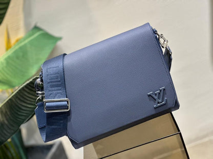 Modern Refined Leather Crossbody Bag