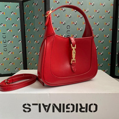 Elegant Shoulder Bag – Limited Edition