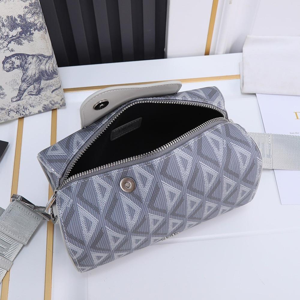 Stylish Refined Grey Leather Crossbody Bag