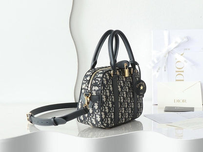 Stylish Refined Printed Leather Top Handle Bag