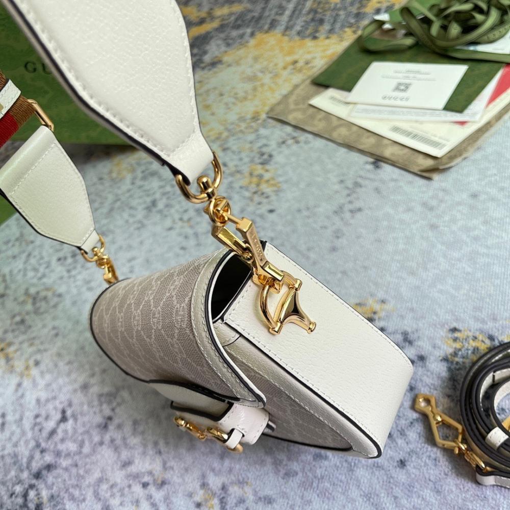 Modern Italian-Inspired Bag