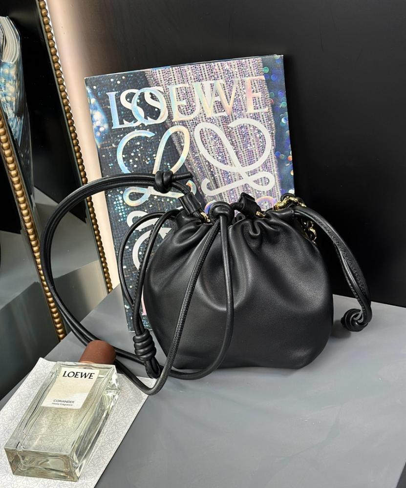 Classic Elegant Leather Shoulder Bag – Special Edition