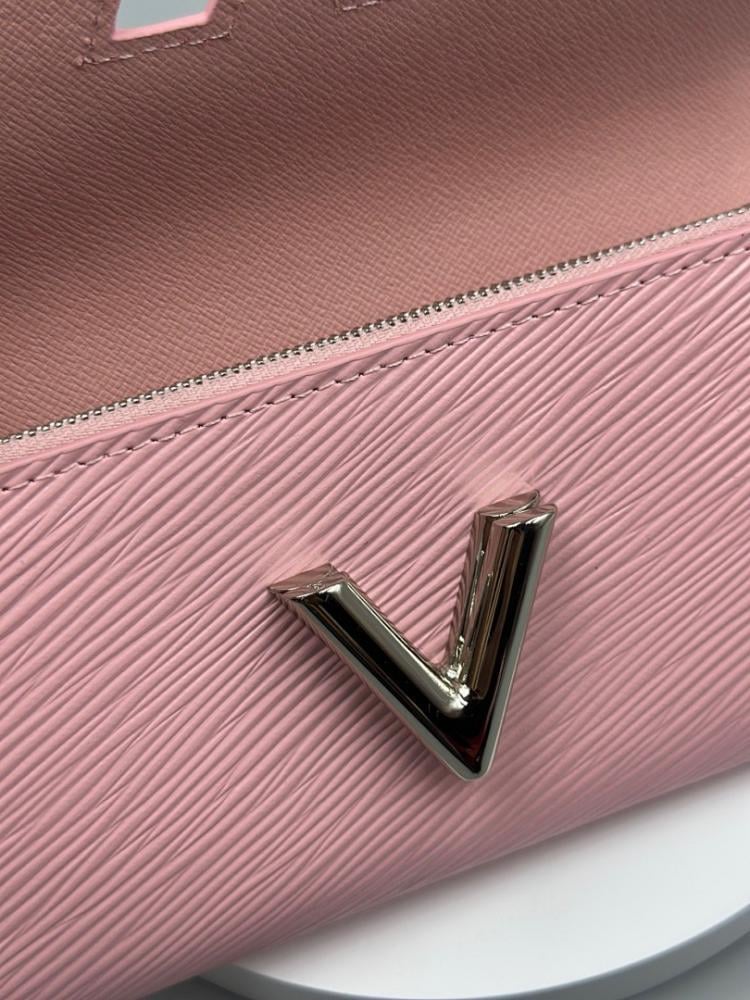 Twist Leather Wallet