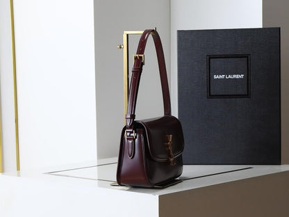 Italian-Inspired Stylish Lambskin Shoulder Bag