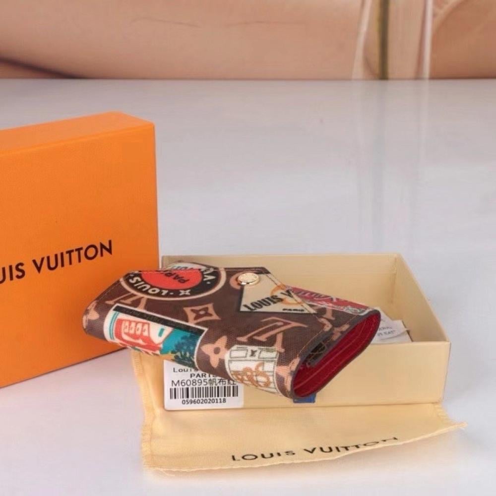 Italian-Inspired Elegant Leather Wallet