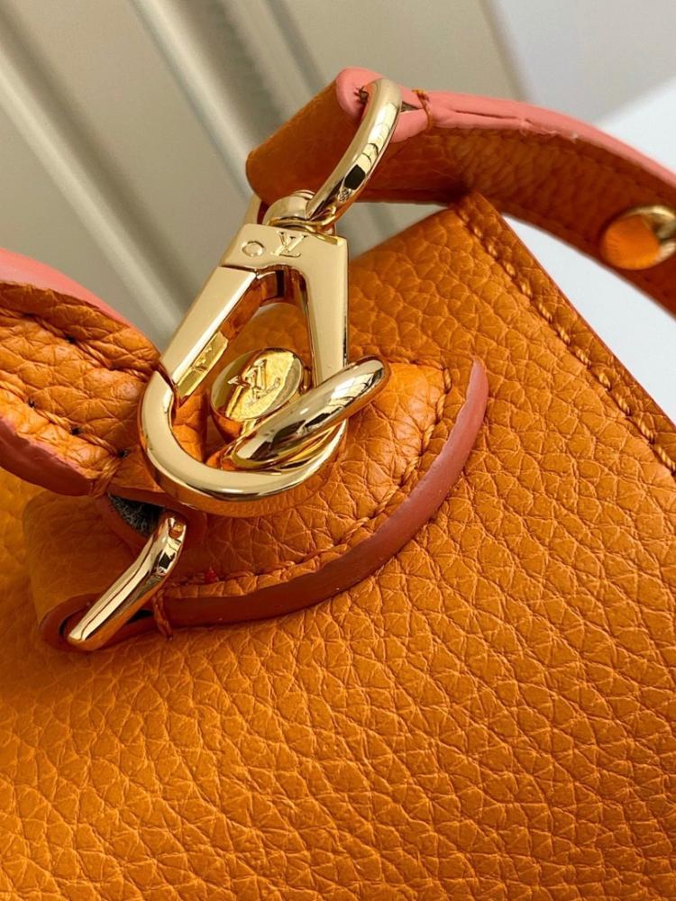 Twist Leather Shoulder Bag