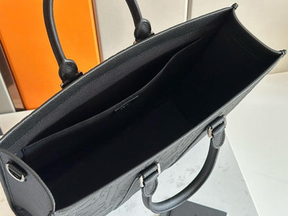 Stylish Refined Leather Shoulder Bag