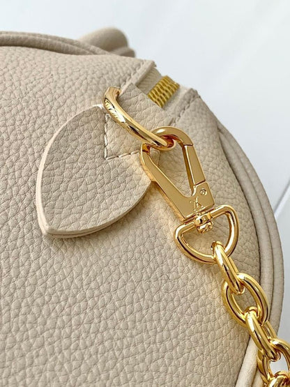 Modern Elegant Leather Shoulder Bag