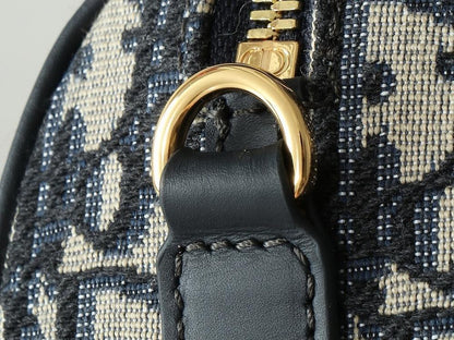Elegant Printed Leather Shoulder Bag – Special Edition