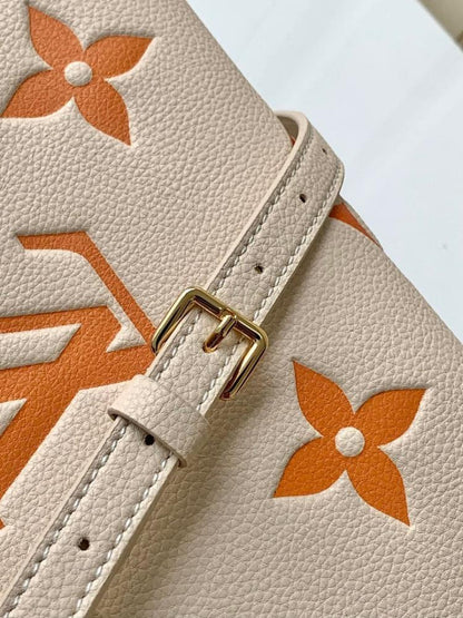 Elegant Leather Shoulder Bag – Limited Edition