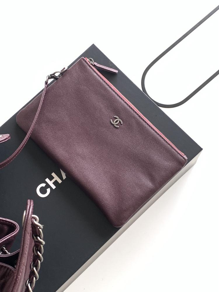 Classic Leather Bucket Bag