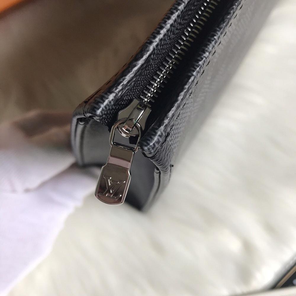 Modern Elegant Travel Bag