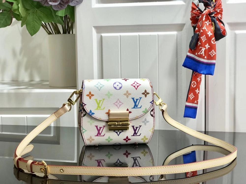 Elegant Shoulder Bag