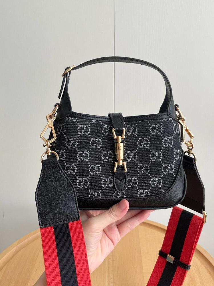 Modern Italian-Inspired Gold Leather Shoulder Bag