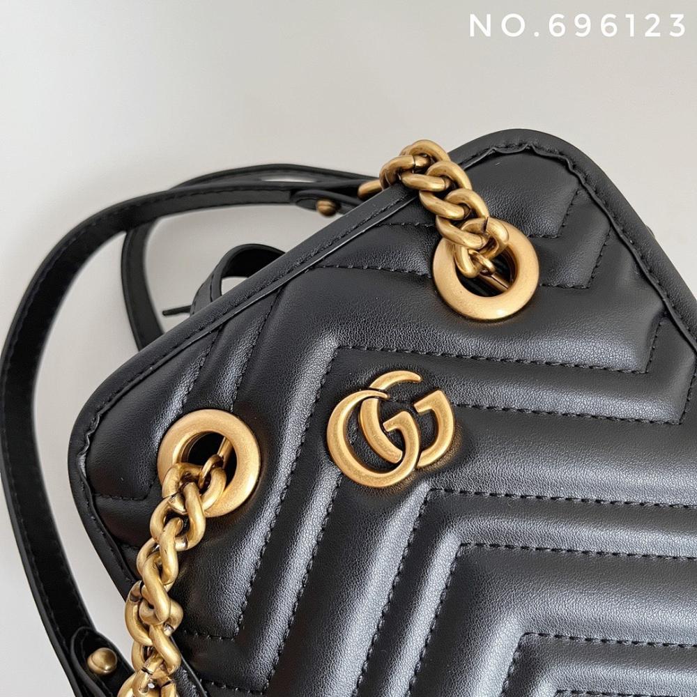 Modern Stylish Quilted Crossbody Bag