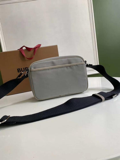 Classic Shoulder Bag