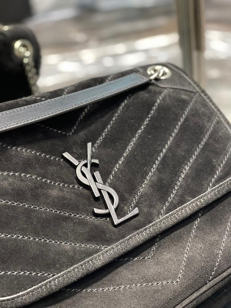 Modern Elegant Leather Bag