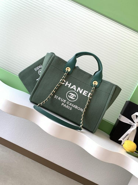 Alma Tote Bag