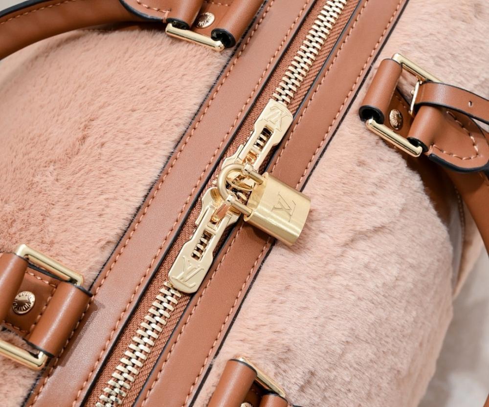 Stylish Refined Leather Crossbody Bag