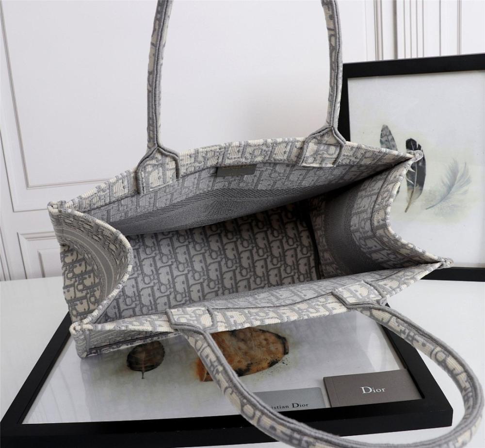 Luxury Blue Embroidered Crossbody Bag – Special Edition