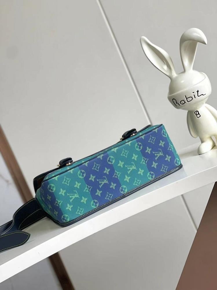 Stylish Refined Quilted Crossbody Bag