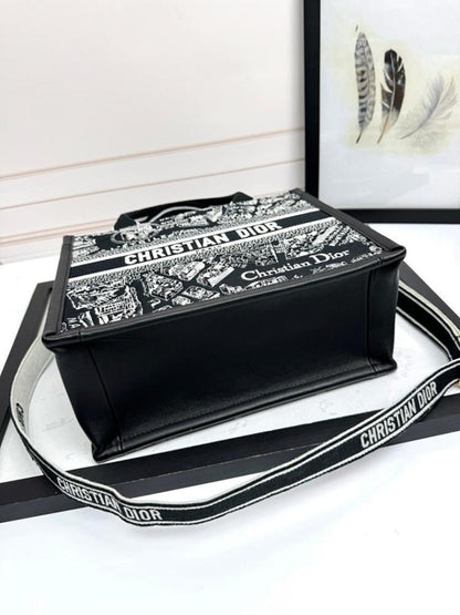 Stylish Premium Embroidered Leather Shoulder Bag