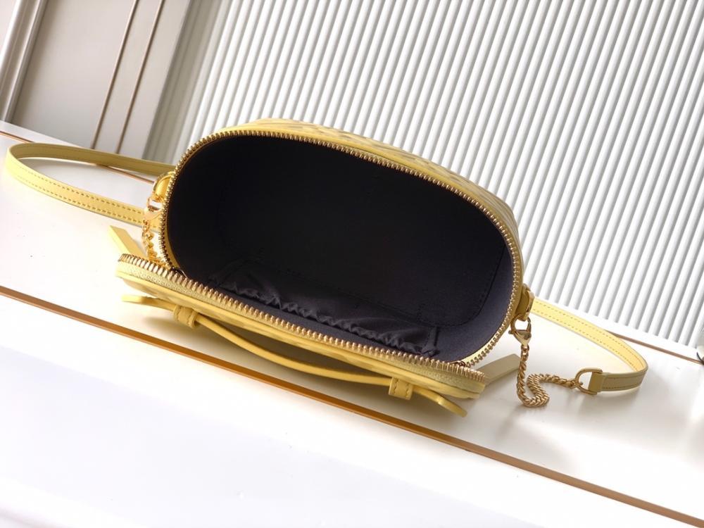 Luxury Quilted Lambskin Shoulder Bag