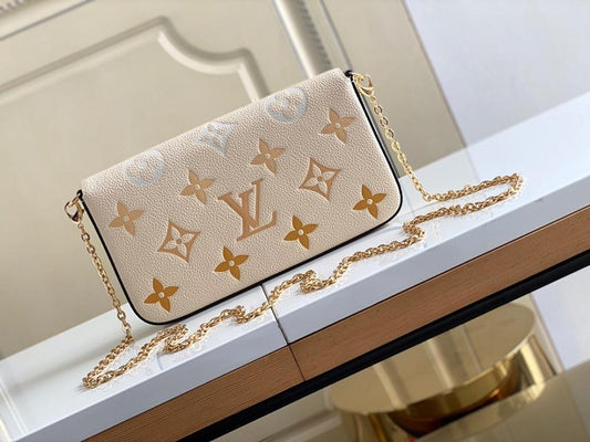 Elegant Leather Top Handle Bag – Special Edition