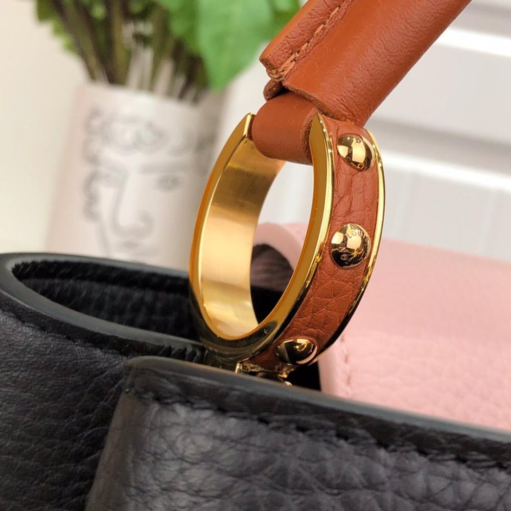 Elegant Leather Top Handle Bag