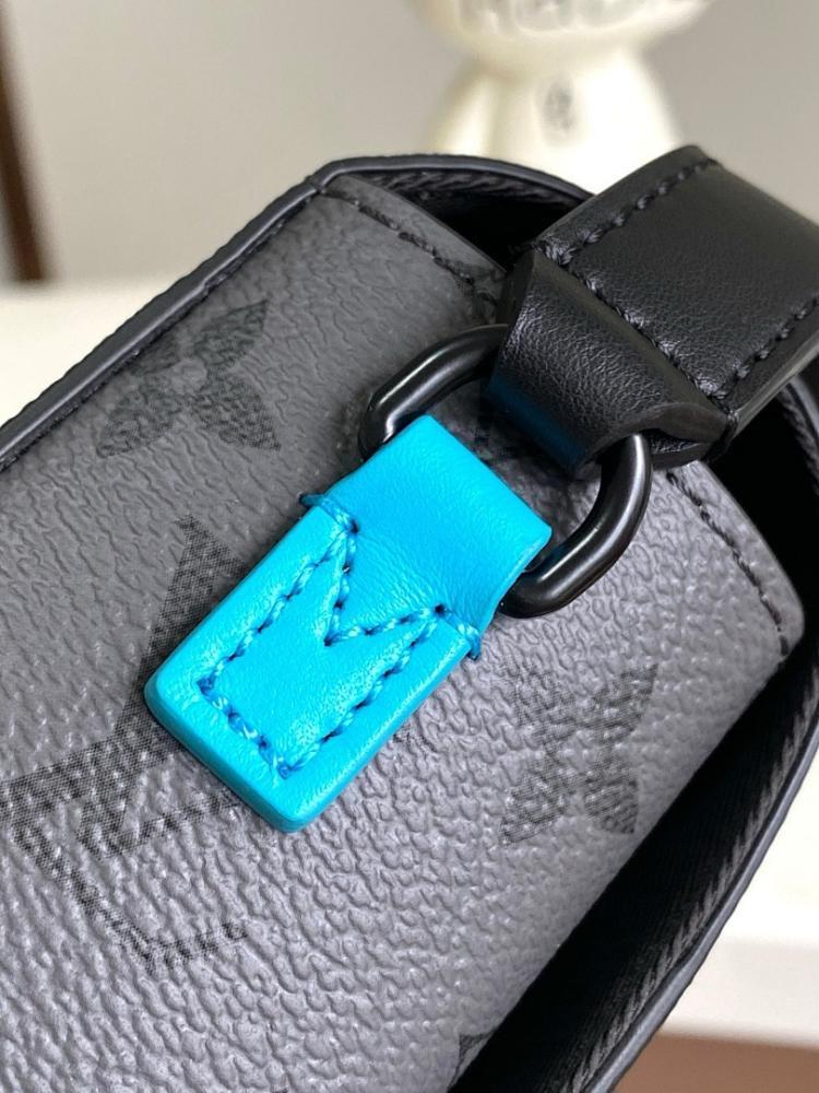 Classic Elegant Studded Leather Shoulder Bag