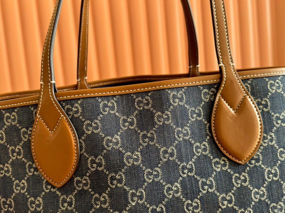 Stylish Refined Crossbody Bag