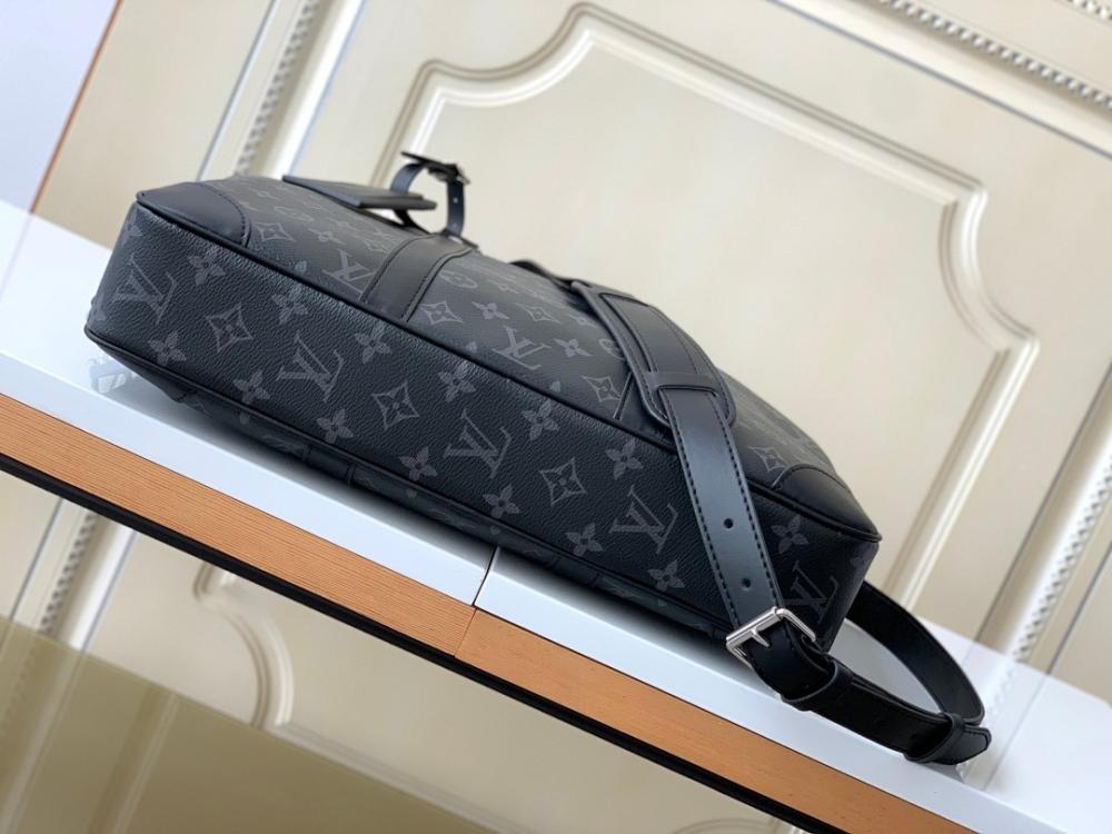 Modern Refined Quilted Canvas Shoulder Bag
