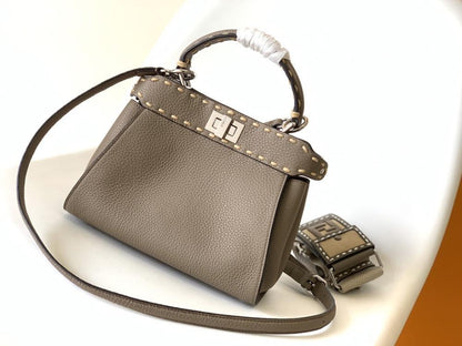Elegant Leather Shoulder Bag