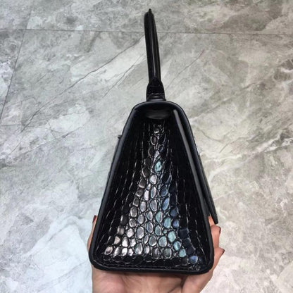 Classic Leather Shoulder Bag