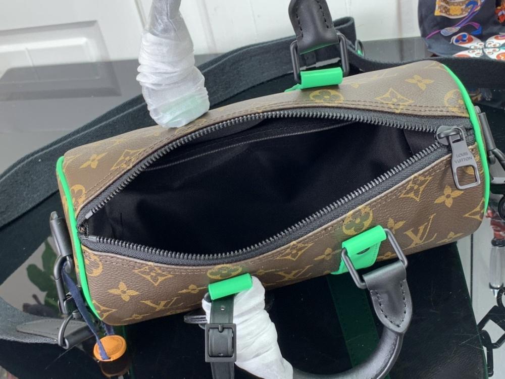 Elegant Travel Bag