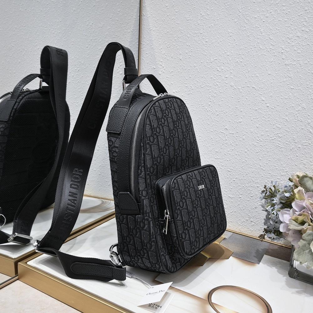 Italian-Inspired Stylish Black Quilted Jacquard Crossbody Bag