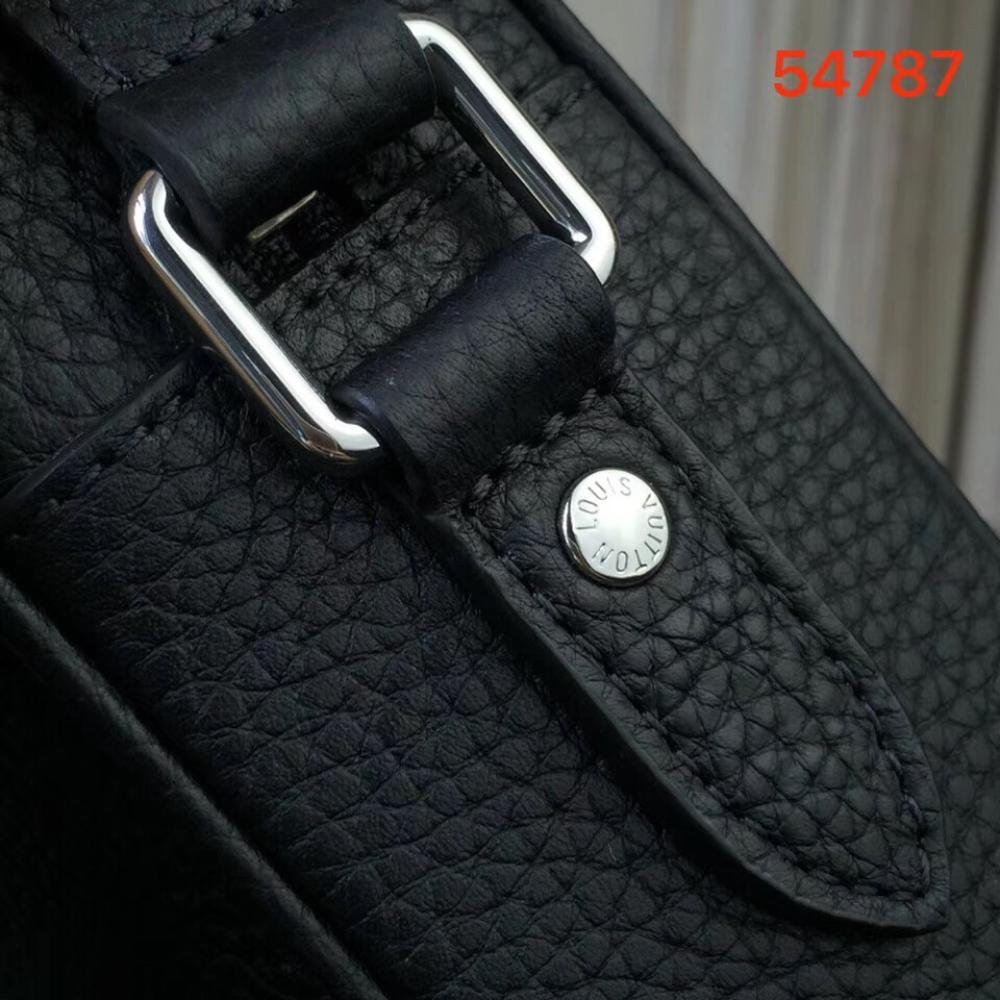 Elegant Crossbody Bag